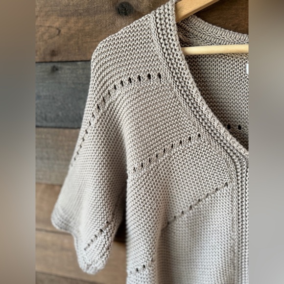 Croft & Barrow Beige Short Sleeve Knit Cardigan Minimalist Button Sweater - Picture 12 of 15